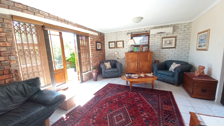 3 Bedroom Property for Sale in Strelitzia Park Eastern Cape